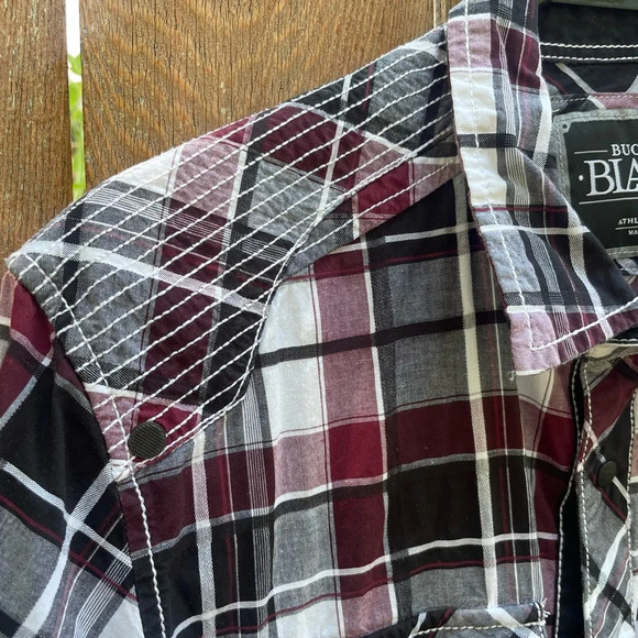 BUCKLE Men’s Burgundy White Plaid Embroidered Long Sleeve Button Athletic Large - Picture 2 of 9